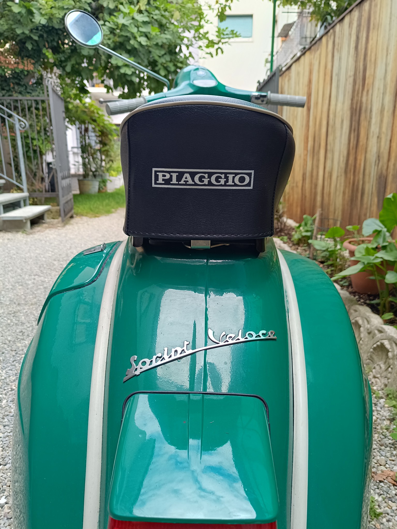 Vespa 150 Sprint Veloce image