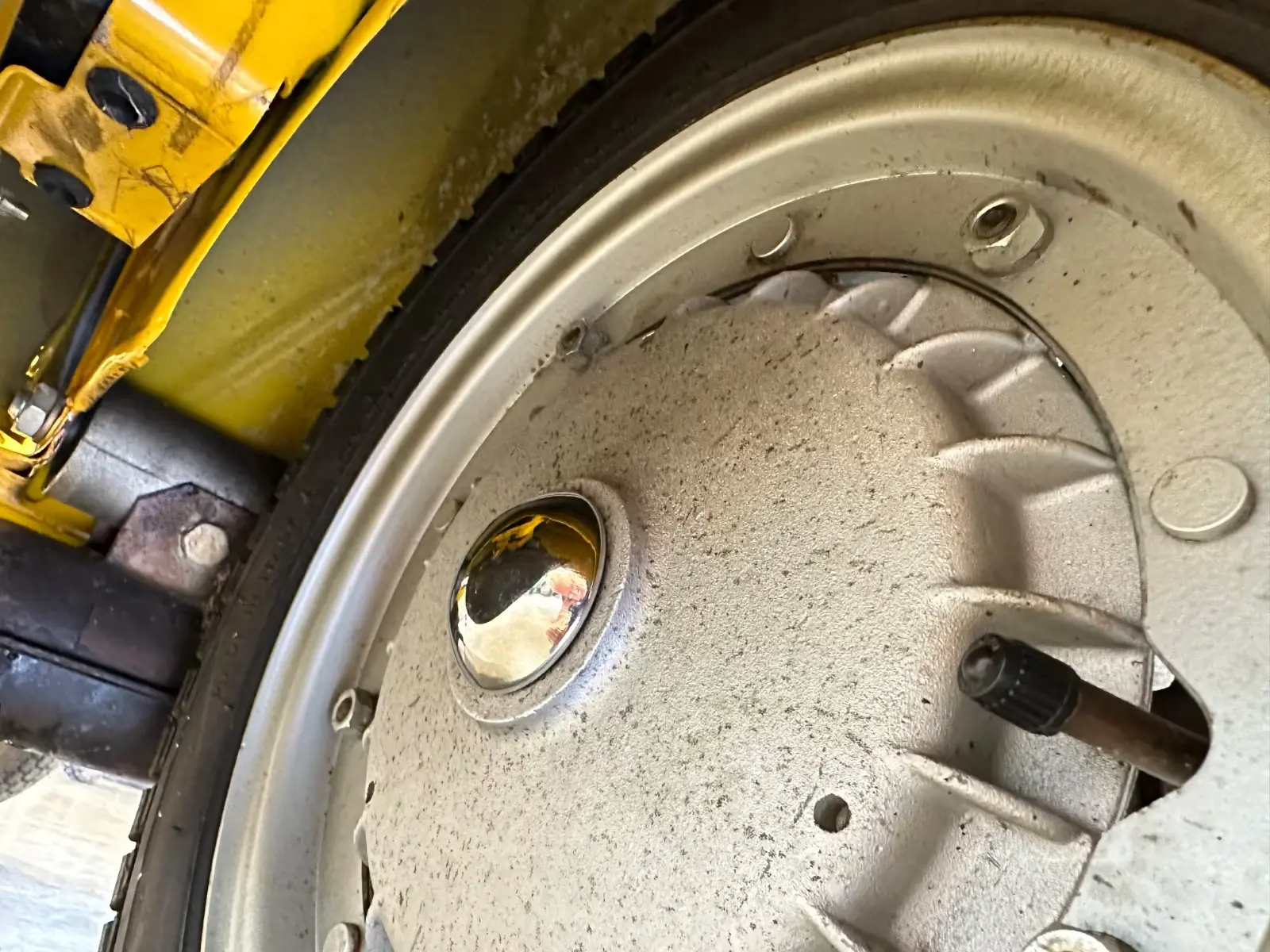 Vespa 200 Rally image