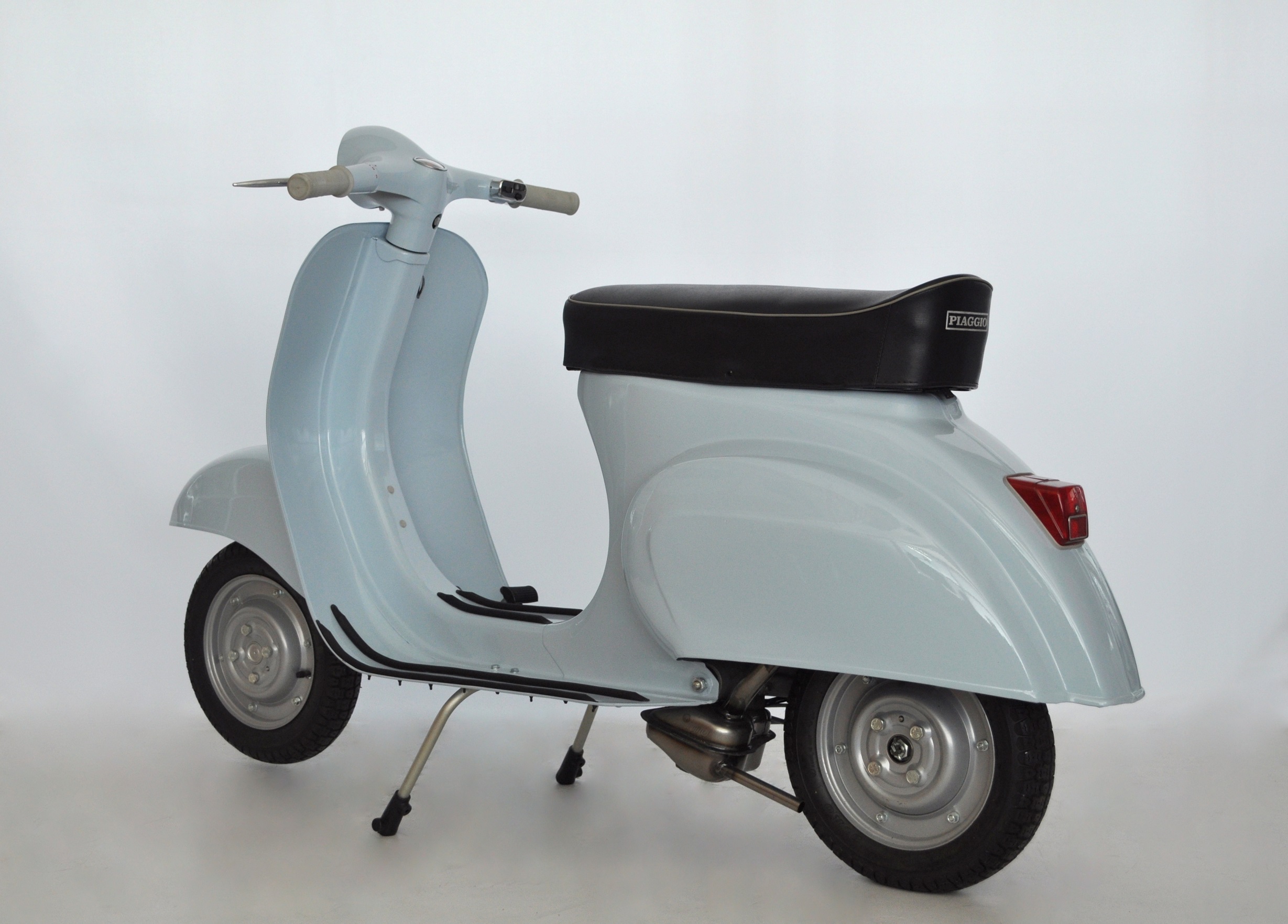 Vespa 50 N image