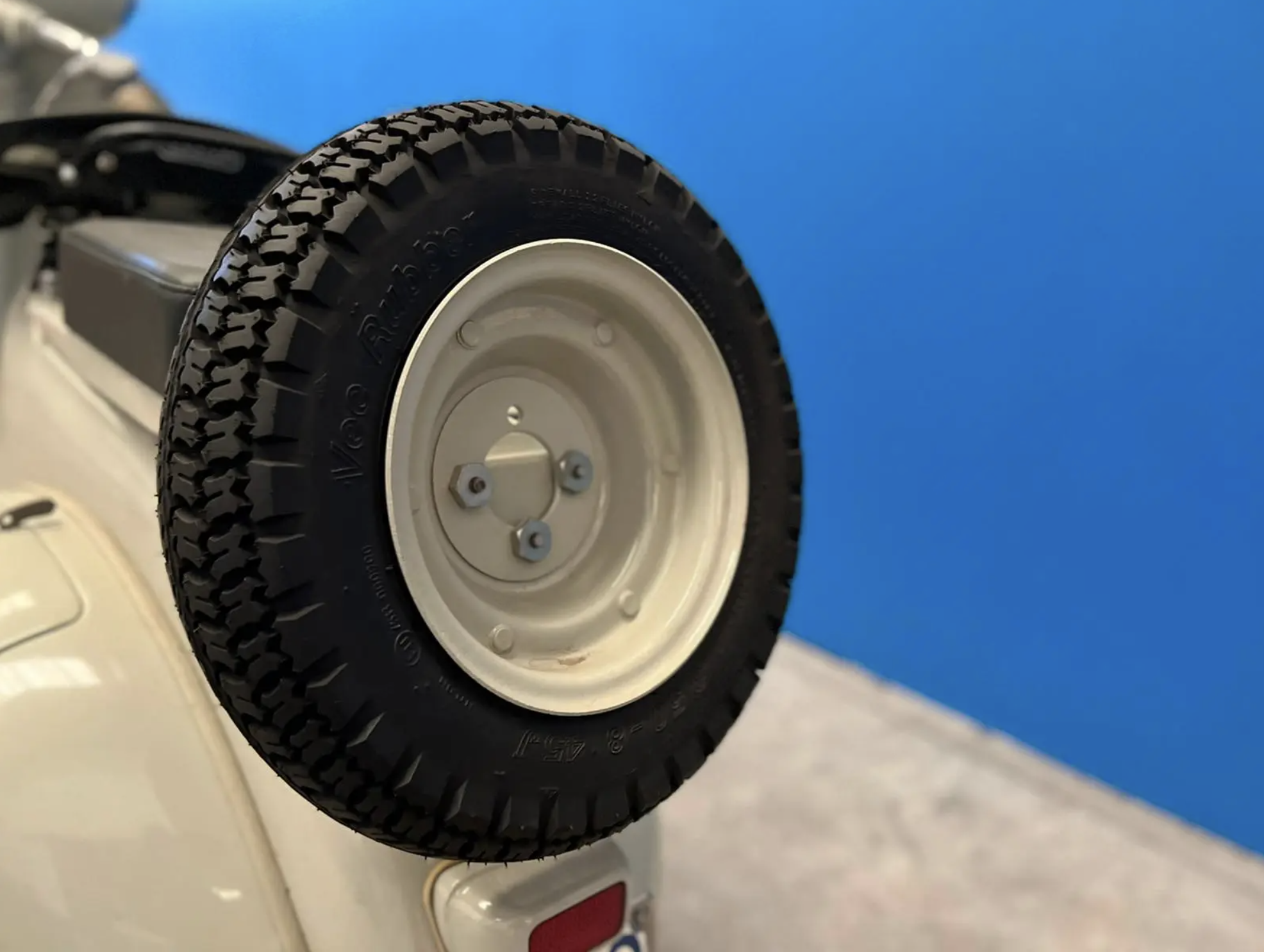 Vespa 150 "Struzzo" image