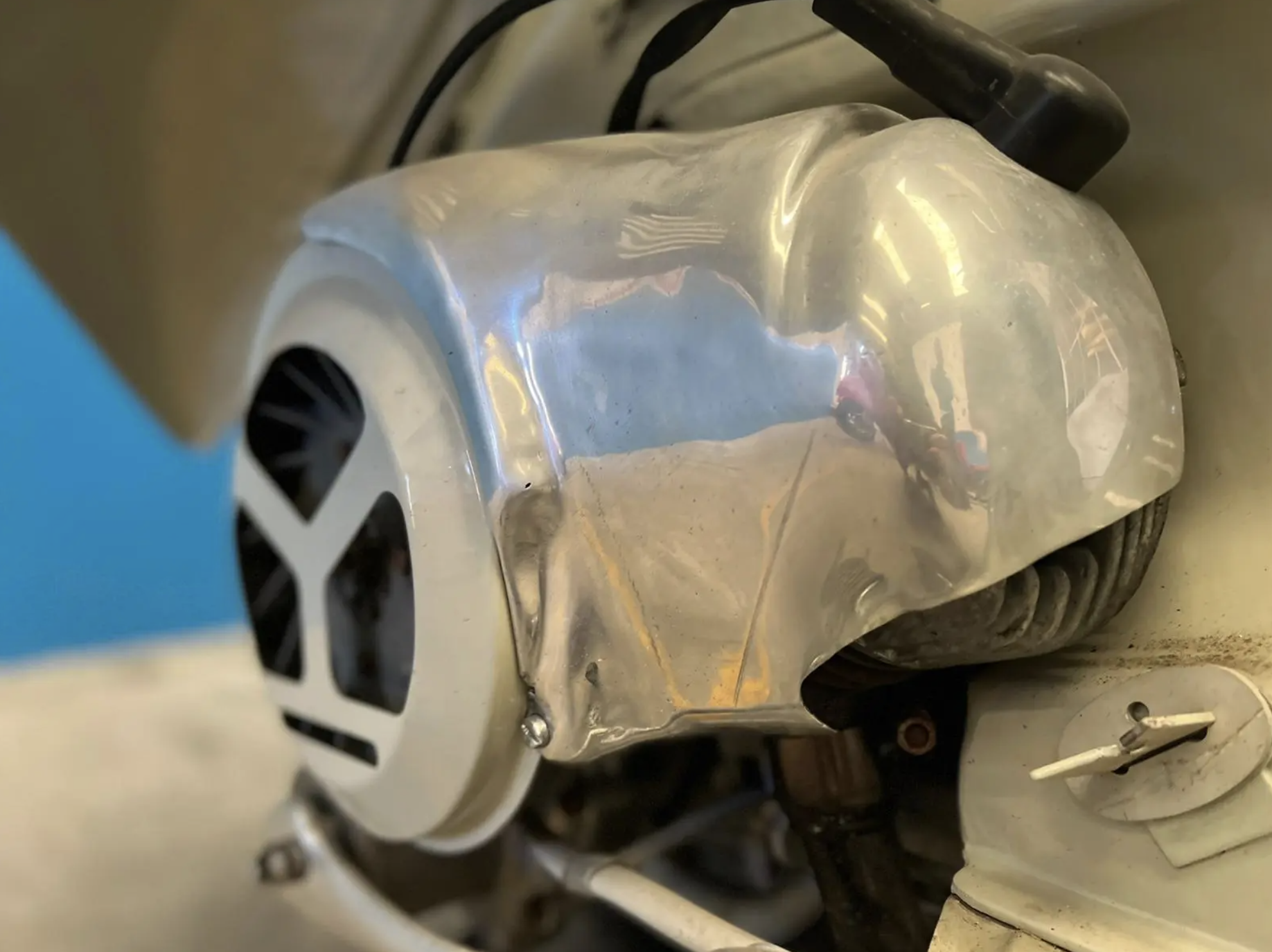 Vespa 150 "Struzzo" image