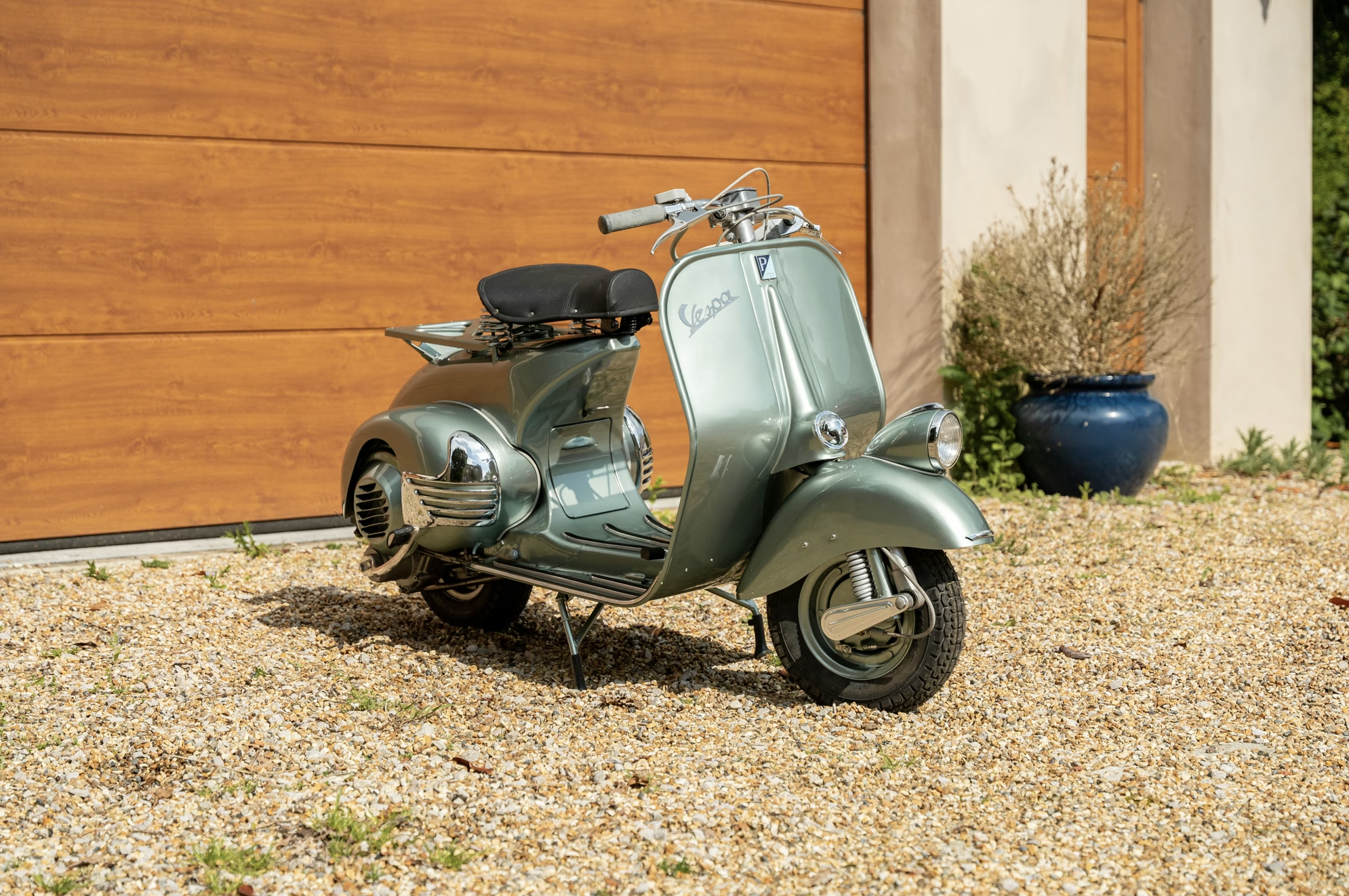 Vespa 125 image