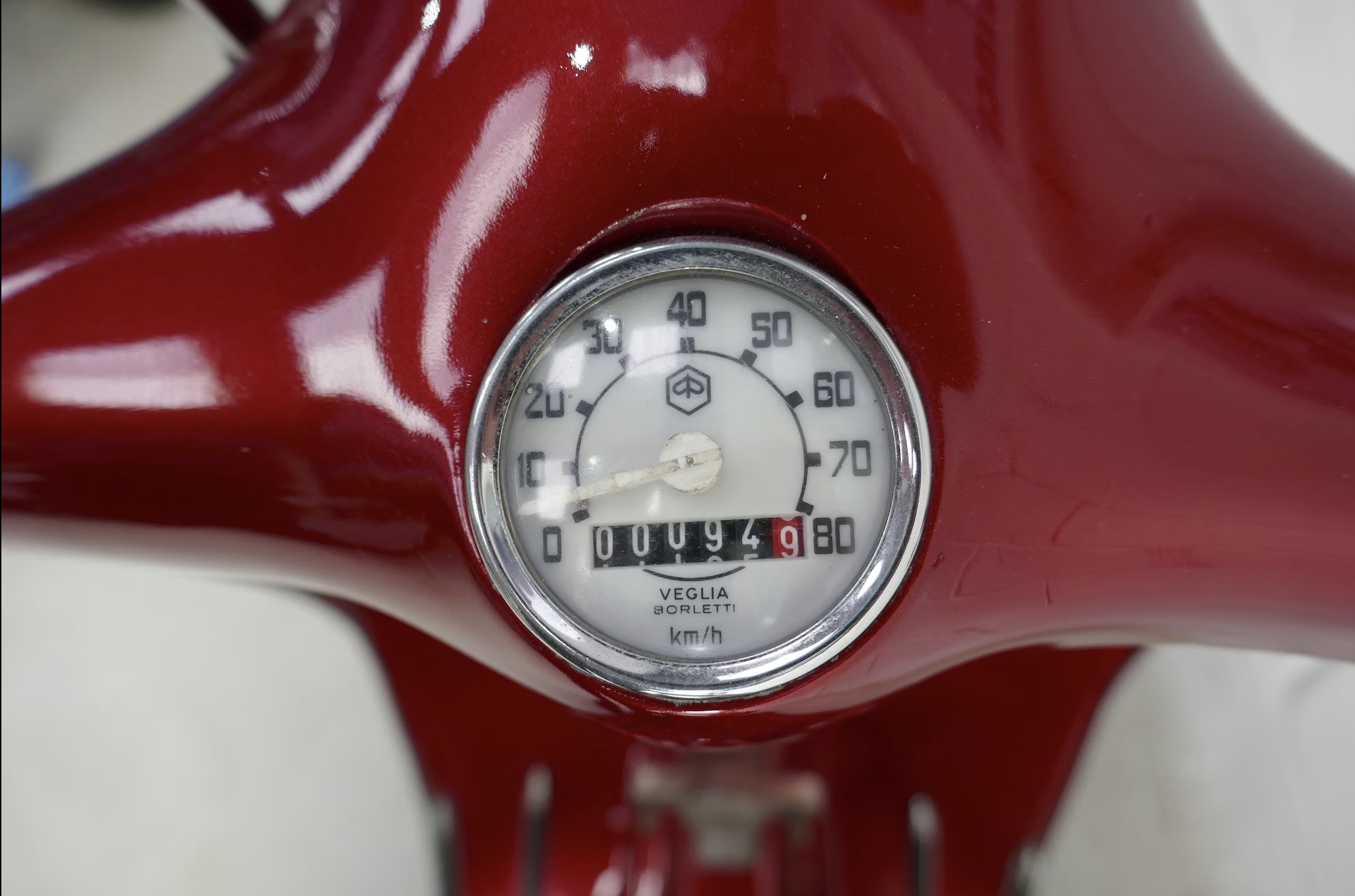 Vespa 50 Revival image