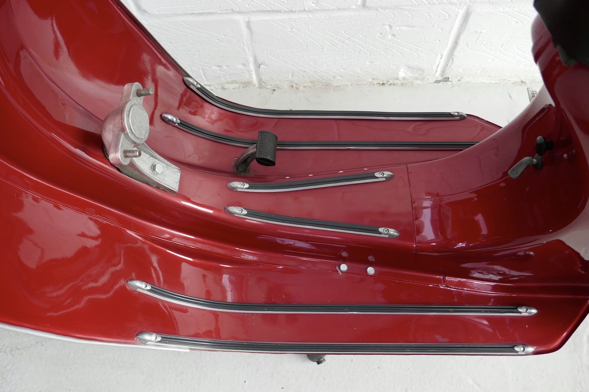 Vespa 50 Revival image