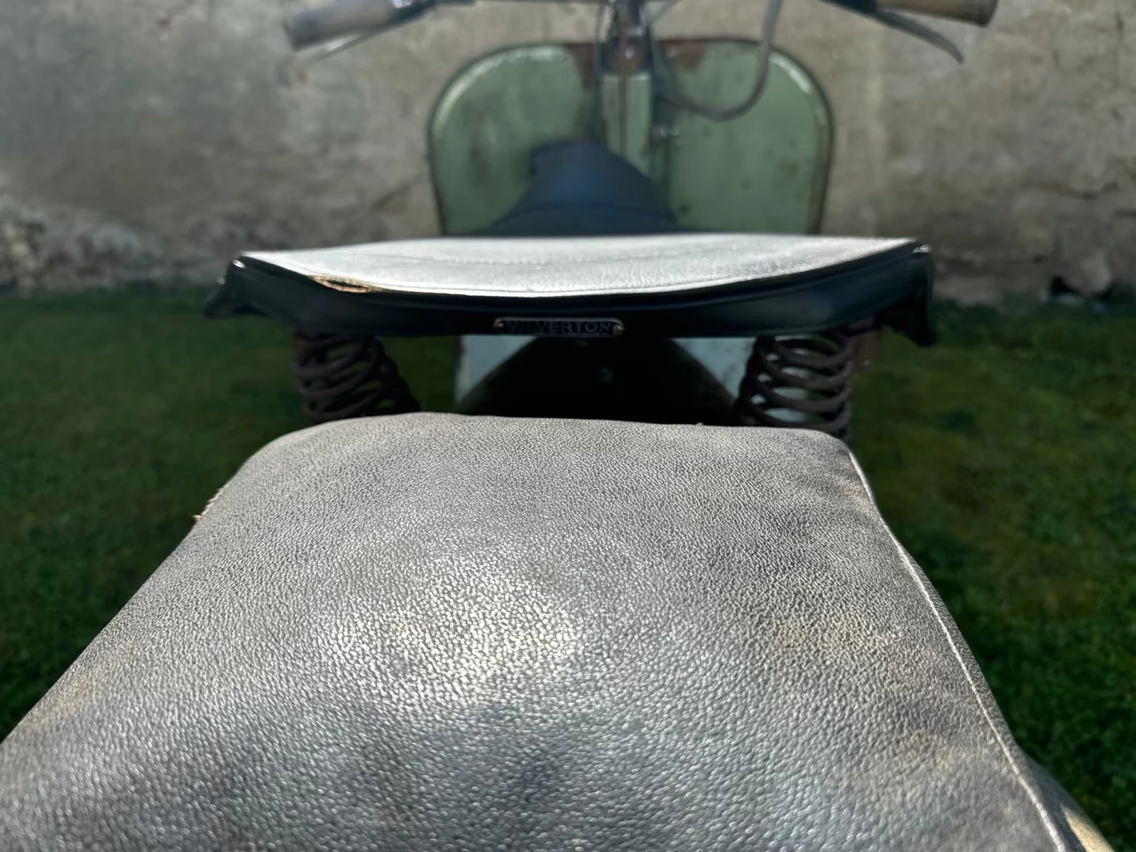 Vespa Douglas Rod Model image