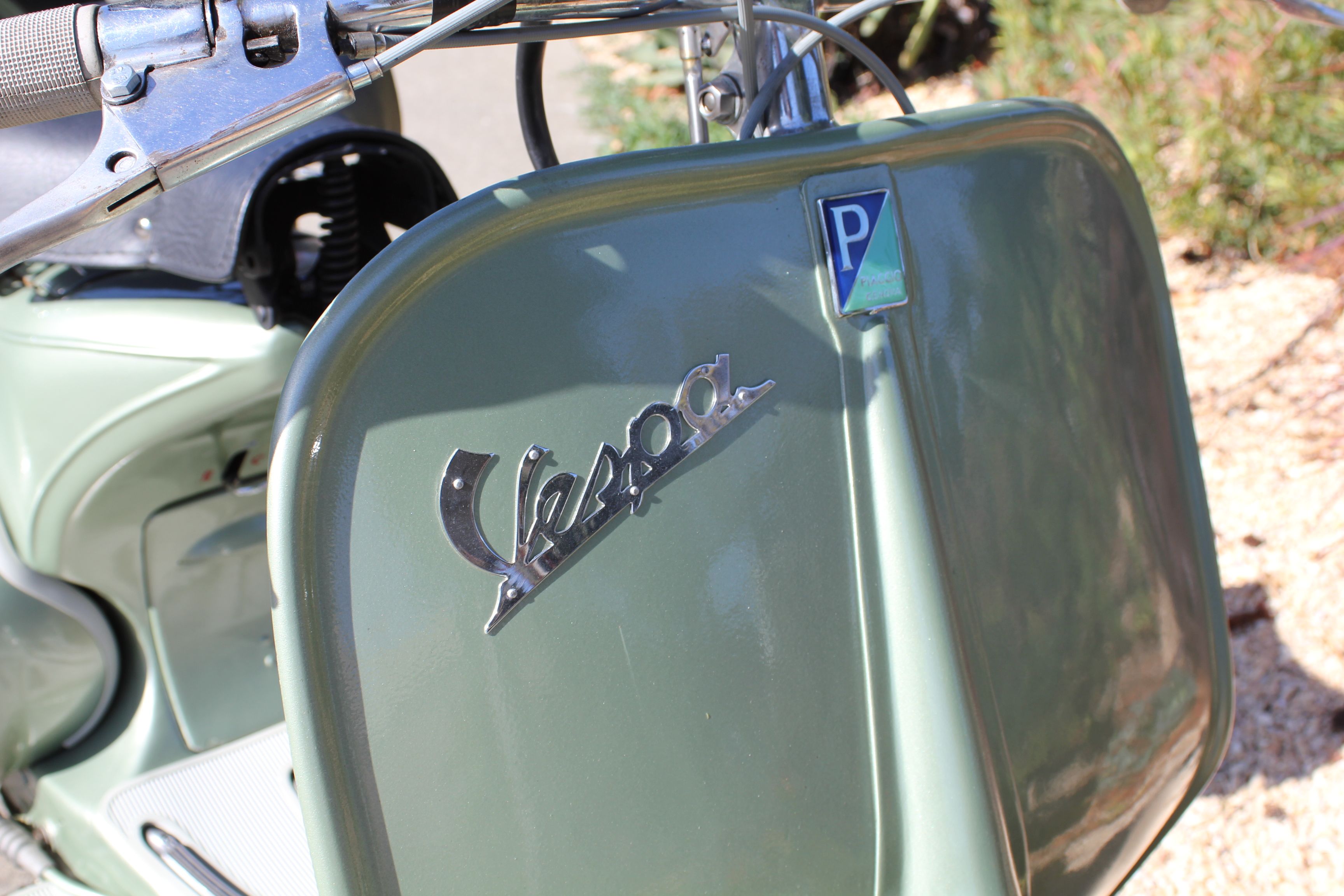 Vespa 125 Bacchetta image