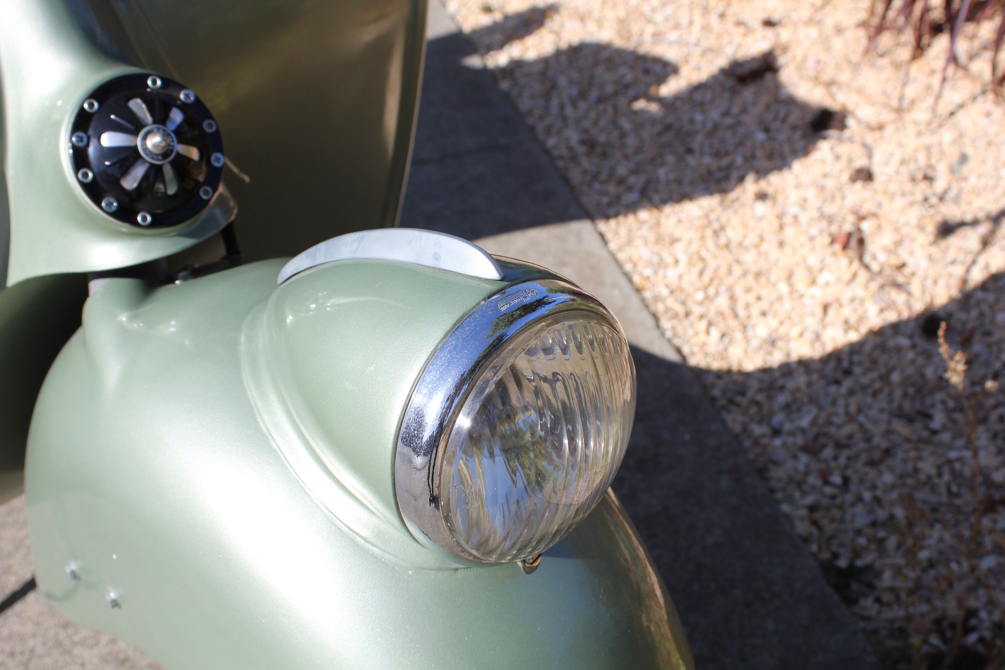 Vespa 125 Bacchetta image